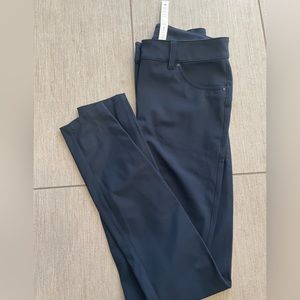 Lululemon only worn once skinny HR pants